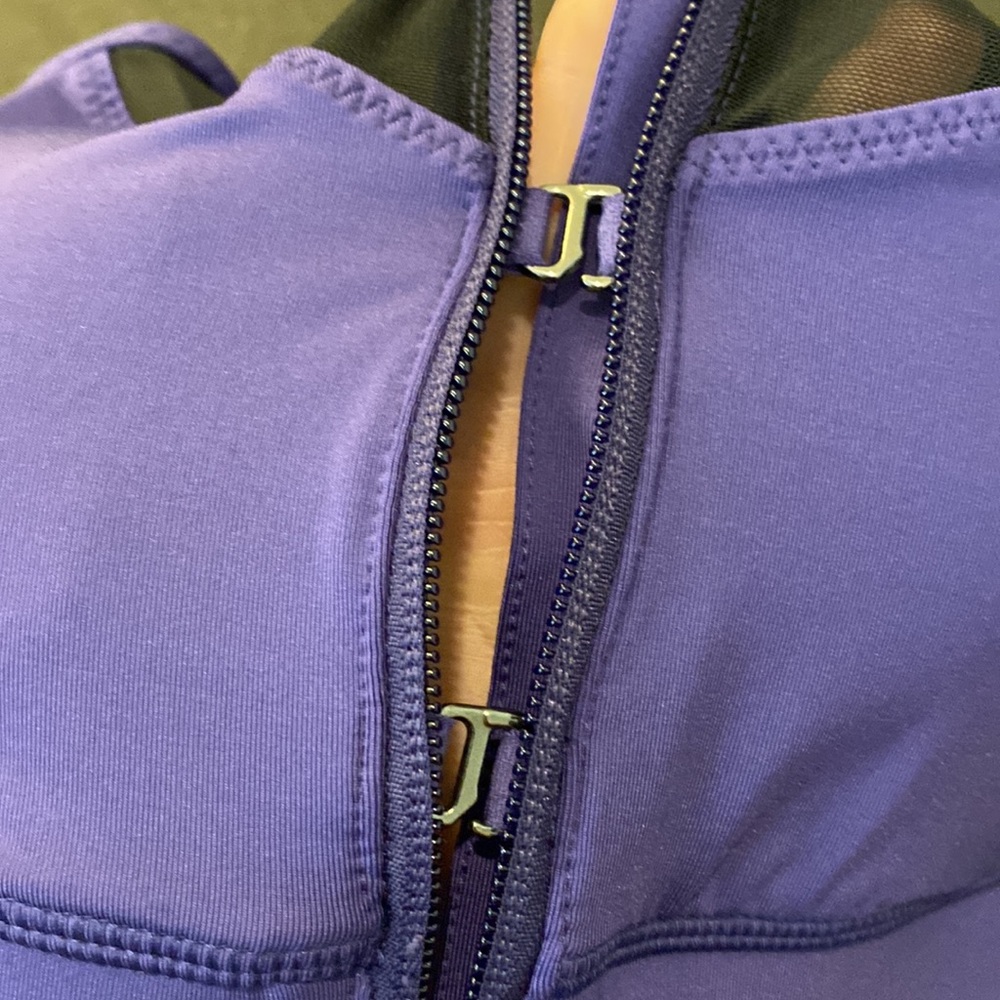 Handful The Closure High Impact Sports Bra - Picture 10 of 16